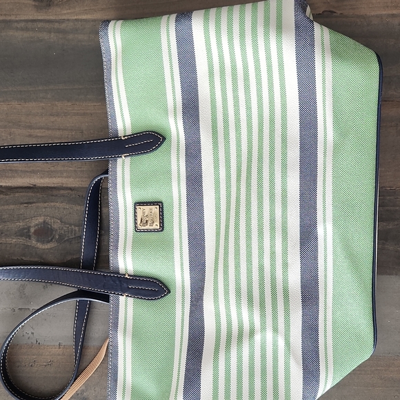 Bag - Picture 1 of 3